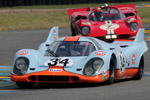 Porsche 917 (Gulf) und Ferrari 512S an der Le Mans Classic 2012