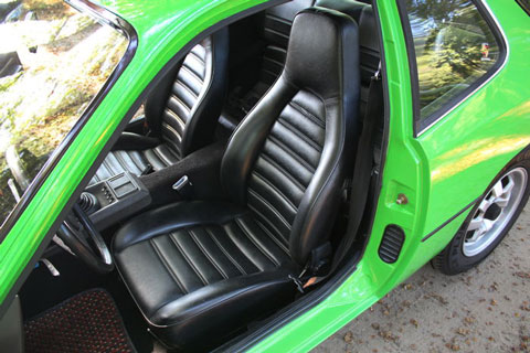 Interieur des Porsche 924 von 1977 (Catawiki)