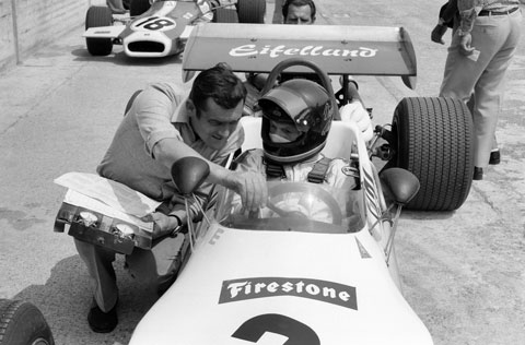 Paul Rosche mit Dieter Quester im Jahr 1967 (© BMW AG)