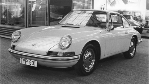 Präsentation des Porsche 901 an der IAA 1963