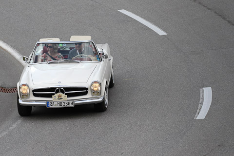 Ausfahrt Pagoden-Club - Mercedes-Benz 230 SL
