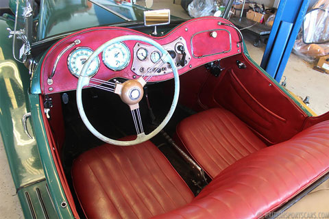 Interieur des MG TD von 1952 (© British Sports Cars)