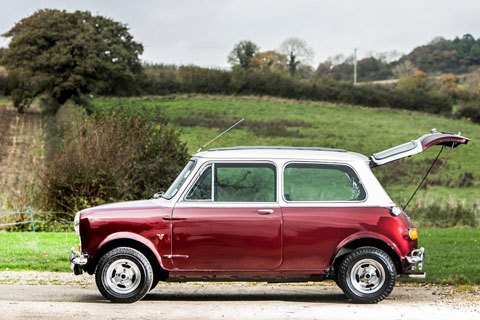 Austin Mini Cooper S von 1966 - mit Heckklappe - ex Ringo Starr (© Bonhams)