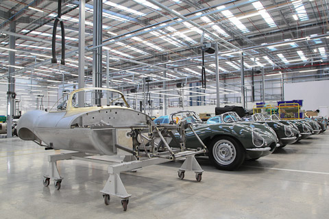Jaguar XKSS (2017) in Coventry bei Classic Works - Jaguar Land Rover