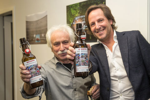 Apero zur Lancierung des Jahresmagazin 2018 (© Daniel Reinhard)