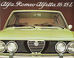 Alfa Romeo Alfetta 1.6/1.8 L – Verkaufsprospekt (1977) Alfa Romeo Alfetta 1.6/1.8 L – Verkaufsprospekt (1977)