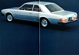 Fiat 130 Coupé - Verkaufsprospekt (1973, ital.) - Seiten 4 und 5 Fiat 130 Coupé - Verkaufsprospekt (1973, ital.) - Seiten 4 und 5