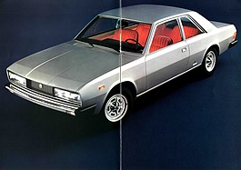 Fiat 130 Coupé - Verkaufsprospekt (1973, ital.) - Seiten 6 und 7 Fiat 130 Coupé - Verkaufsprospekt (1973, ital.) - Seiten 6 und 7