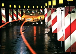 Porsche 911 - Verkaufsprospekt (1970) - Seite 4 Porsche 911 - Verkaufsprospekt (1970) - Seite 4