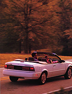 Bild von Prospekt Chevrolet Cavalier (1993) - Seite 8