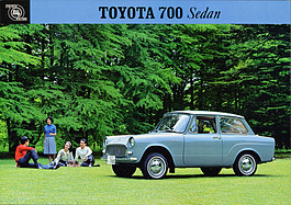 Toyota 700 Sedan - Verkaufsprospekt (1965, engl.) Toyota 700 Sedan - Verkaufsprospekt (1965, engl.)