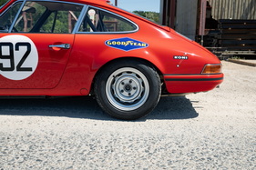 Bild 4 von Inserat Porsche 911 2.0L Gelo Racing 1967