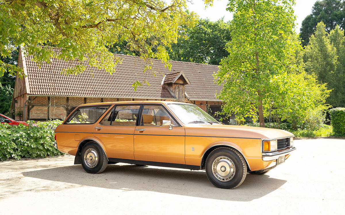 Bild 10 50 vom Fahrzeug-Verkaufsinserat Ford granada Turnier 2.3 1976 24.000 km Originalzustand