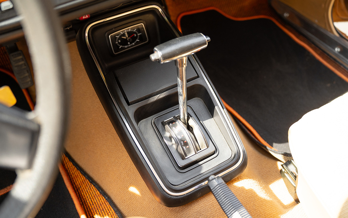 Bild 42 50 vom Fahrzeug-Verkaufsinserat Ford granada Turnier 2.3 1976 24.000 km Originalzustand