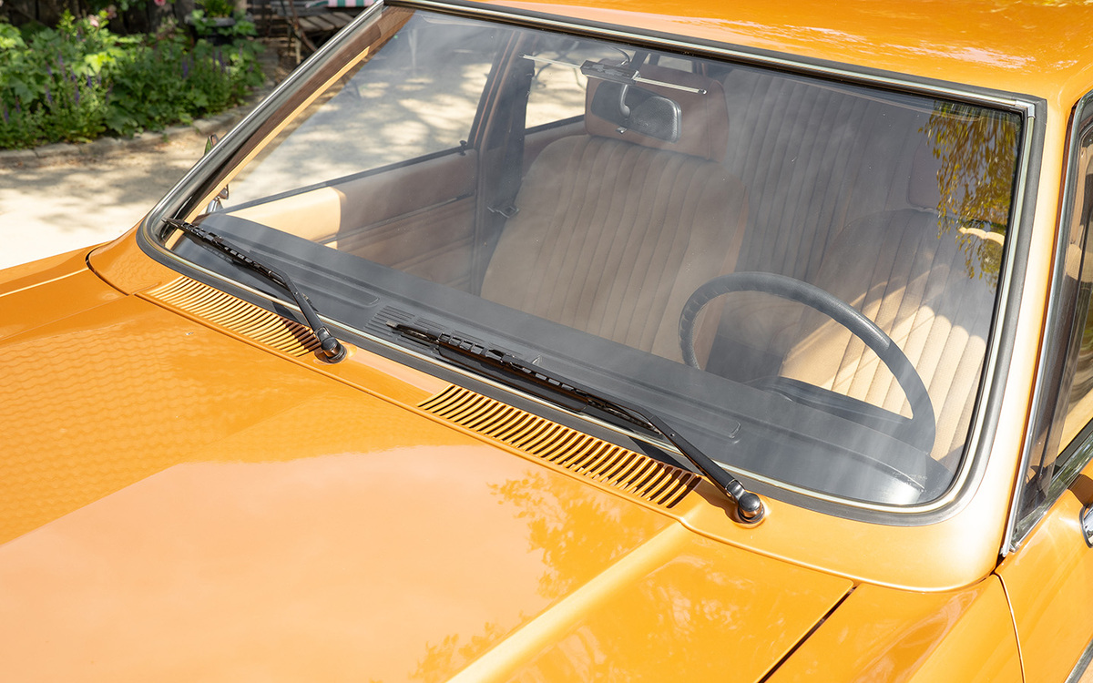 Bild 15 50 vom Fahrzeug-Verkaufsinserat Ford granada Turnier 2.3 1976 24.000 km Originalzustand