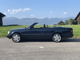 Mercedes-Benz E 220 Cabriolet Last Edition (1997) Mercedes-Benz E 220 Cabriolet Last Edition (1997)