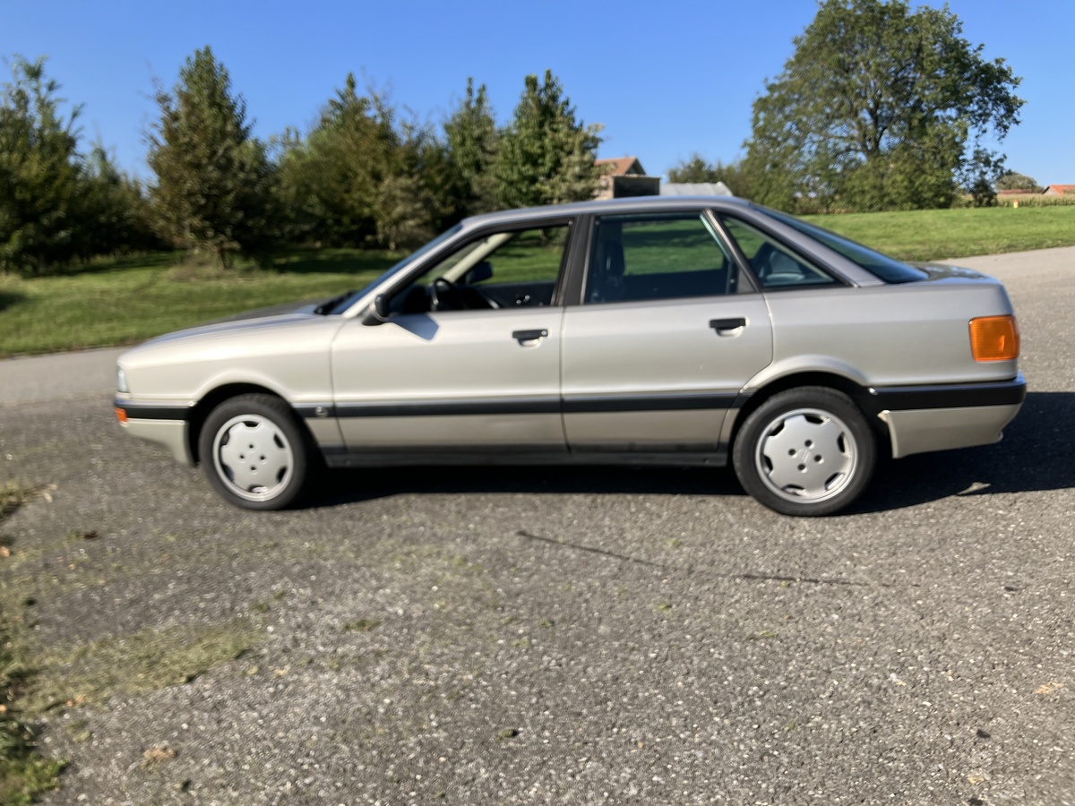Bild 3 13 vom Fahrzeug-Verkaufsinserat Audi 90 2.3E Quattro 1988 Vollverzinkt, Katalysator und Oldtimer