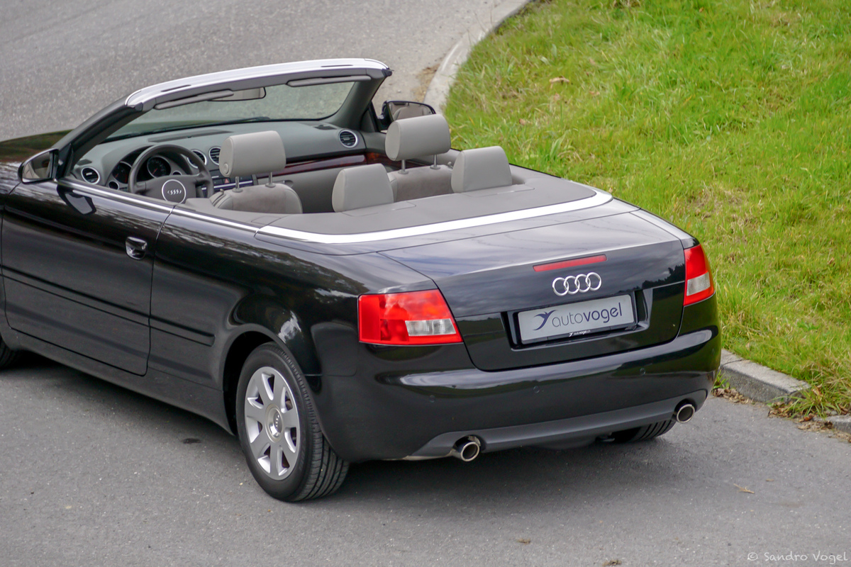 Bild 12 30 vom Fahrzeug-Verkaufsinserat Audi A4 Cabriolet 1.8 Turbo 2004