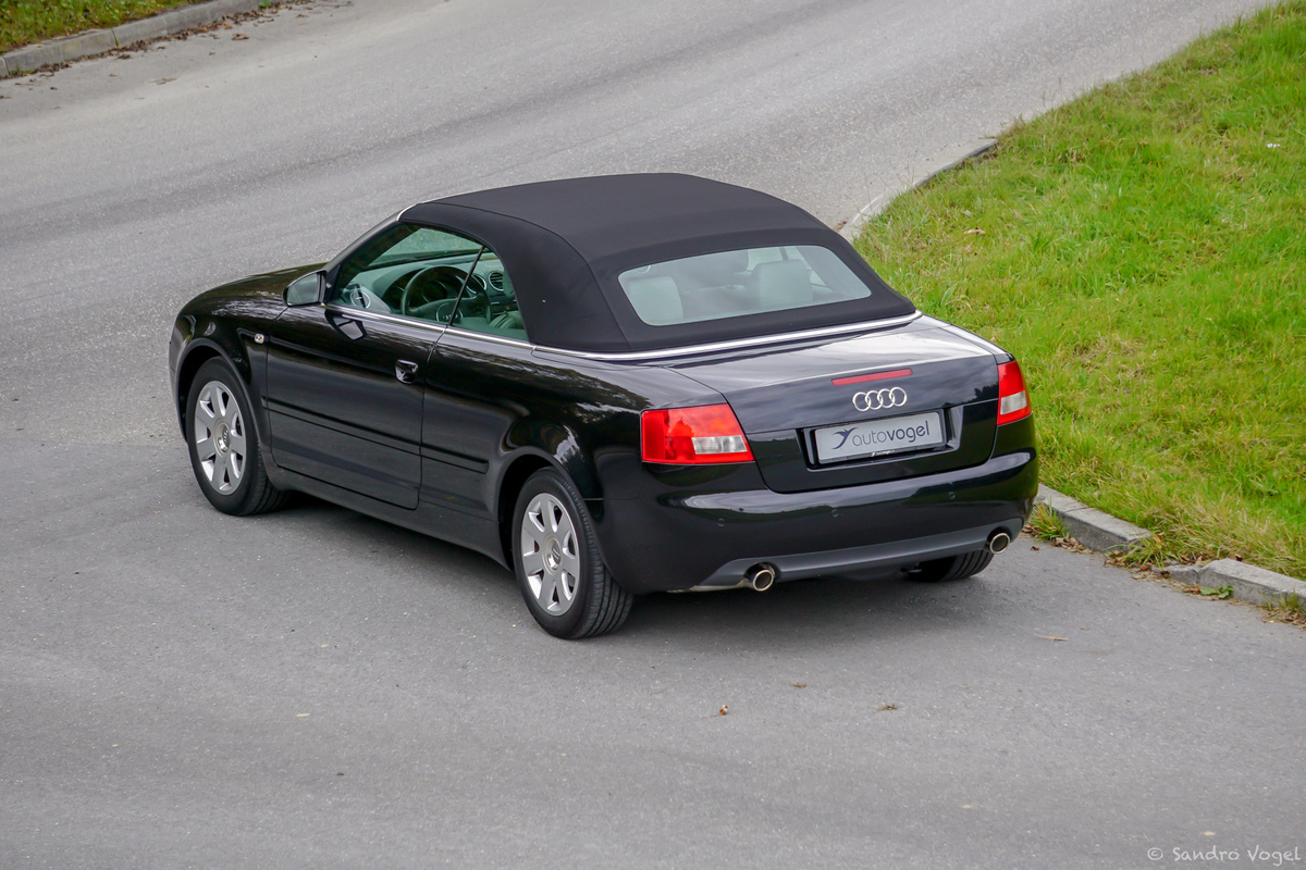 Bild 10 30 vom Fahrzeug-Verkaufsinserat Audi A4 Cabriolet 1.8 Turbo 2004