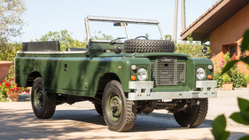 Land Rover Series IIA 109 (1970) (Auktions-Fahrzeug) Land Rover Series IIA 109 (1970) (Auktions-Fahrzeug)
