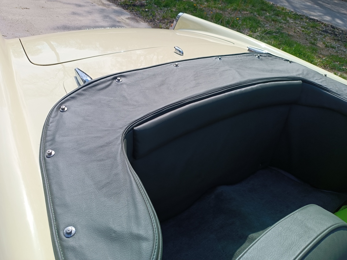 Bild 7 10 vom Fahrzeug-Verkaufsinserat Alfa Romeo 2000 Spider 1961 Alfa Romeo