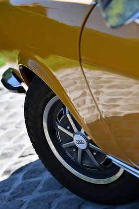 Bild 9 von Inserat Auto Union Audi 100 Coupe S 1971