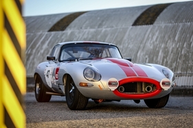Jaguar E-Type FHC (1962) Jaguar E-Type FHC (1962)