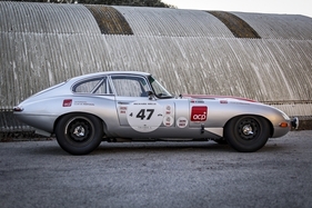 Bild 8 von Inserat Jaguar E-Type FHC 1962