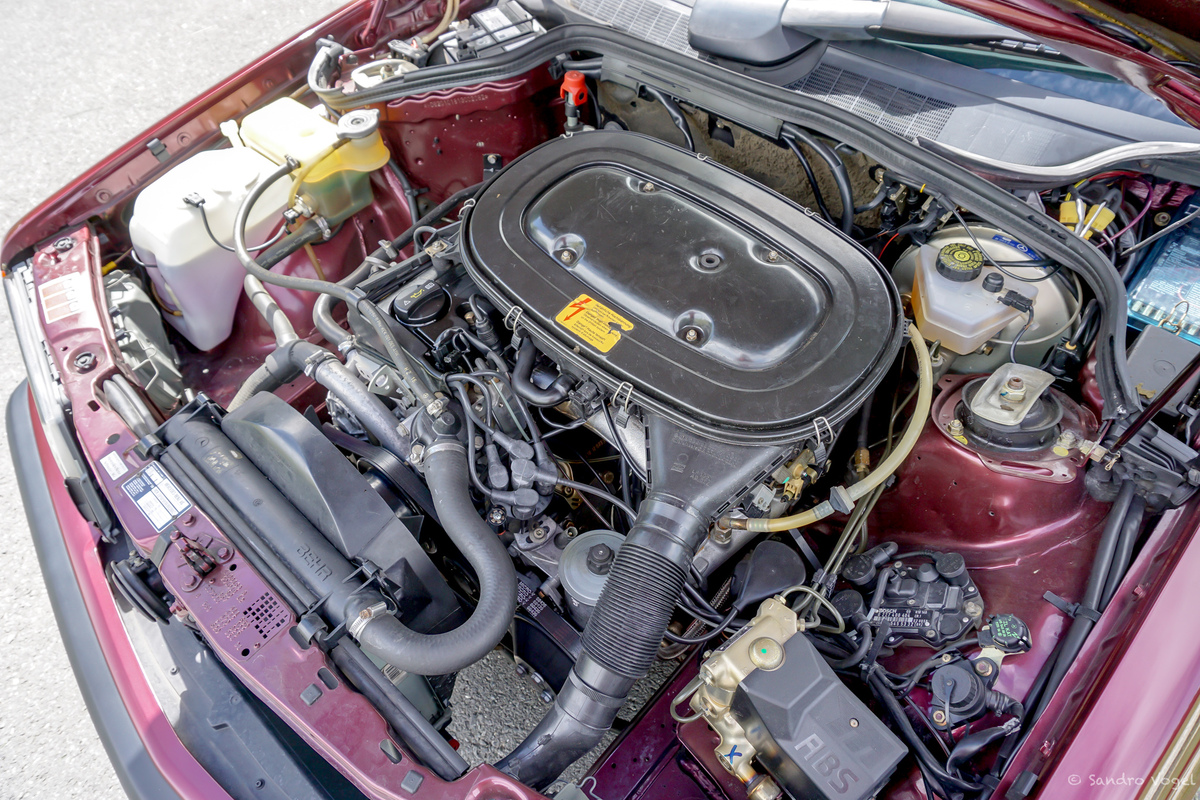 Bild 43 48 vom Fahrzeug-Verkaufsinserat Mercedes-Benz 190 E 1.8 Avantgarde rosso Nr. 208 280 1992 neuwertig - limitiertes Sondermodell Nr. 208 280 - garantierte Kilometer - aus 2. Hand - Service + MFK mit Veteraneneintrag