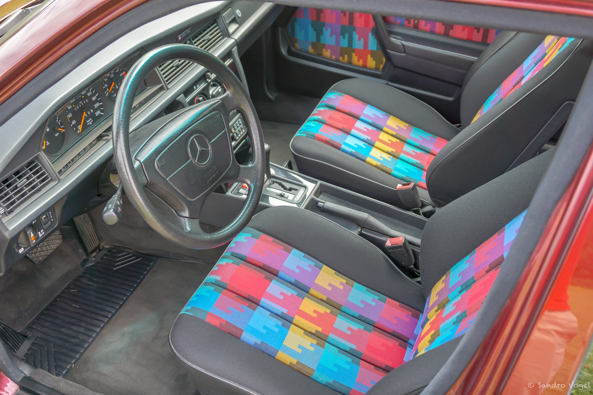 Bild 28 48 vom Fahrzeug-Verkaufsinserat Mercedes-Benz 190 E 1.8 Avantgarde rosso Nr. 208 280 1992 neuwertig - limitiertes Sondermodell Nr. 208 280 - garantierte Kilometer - aus 2. Hand - Service + MFK mit Veteraneneintrag