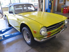 Bild 2 von Inserat Triumph TR6 1974