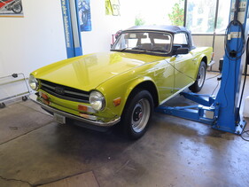 Triumph TR6 (1974) Triumph TR6 (1974)