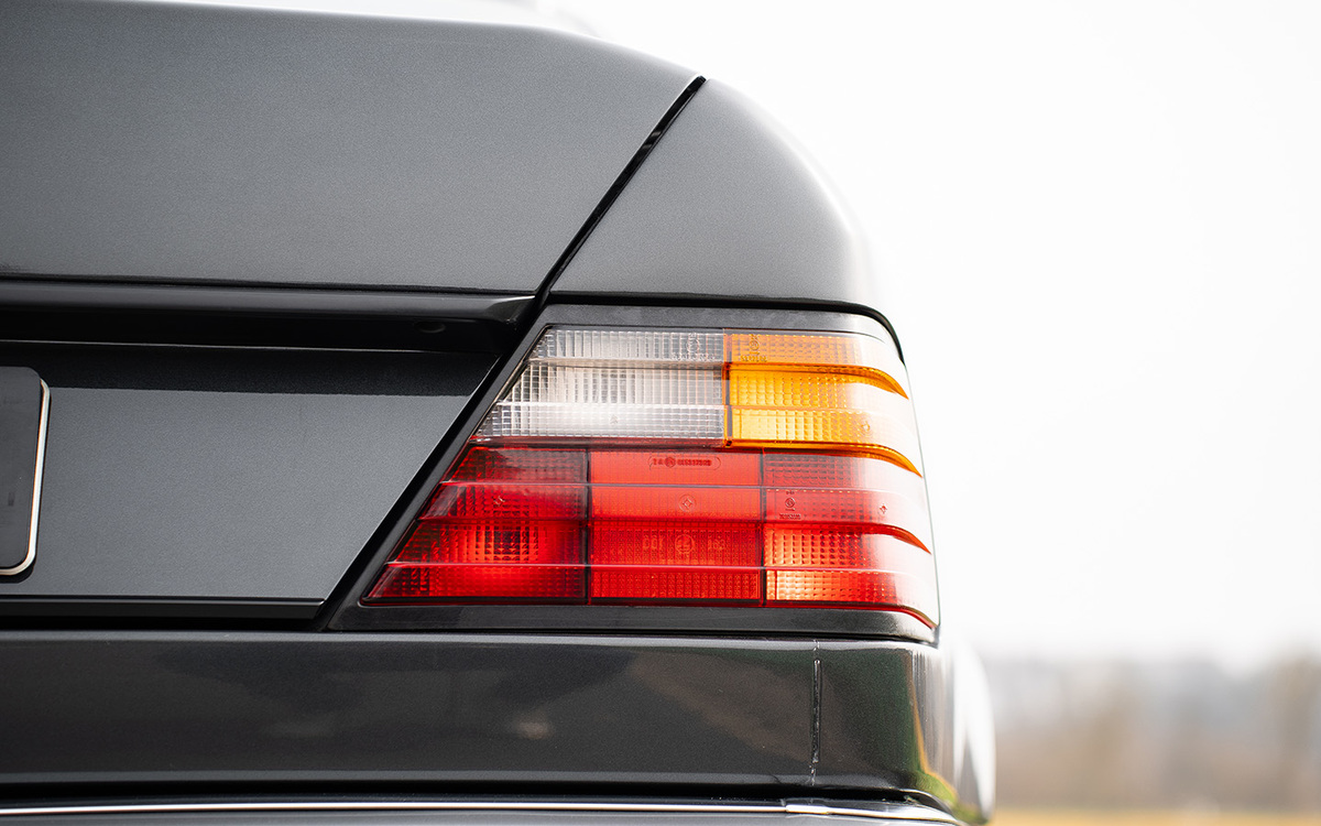 Bild 18 48 vom Fahrzeug-Verkaufsinserat Mercedes Benz 500 E W124 1992 500 E - Originalzsutand Mercedes Scheckheft