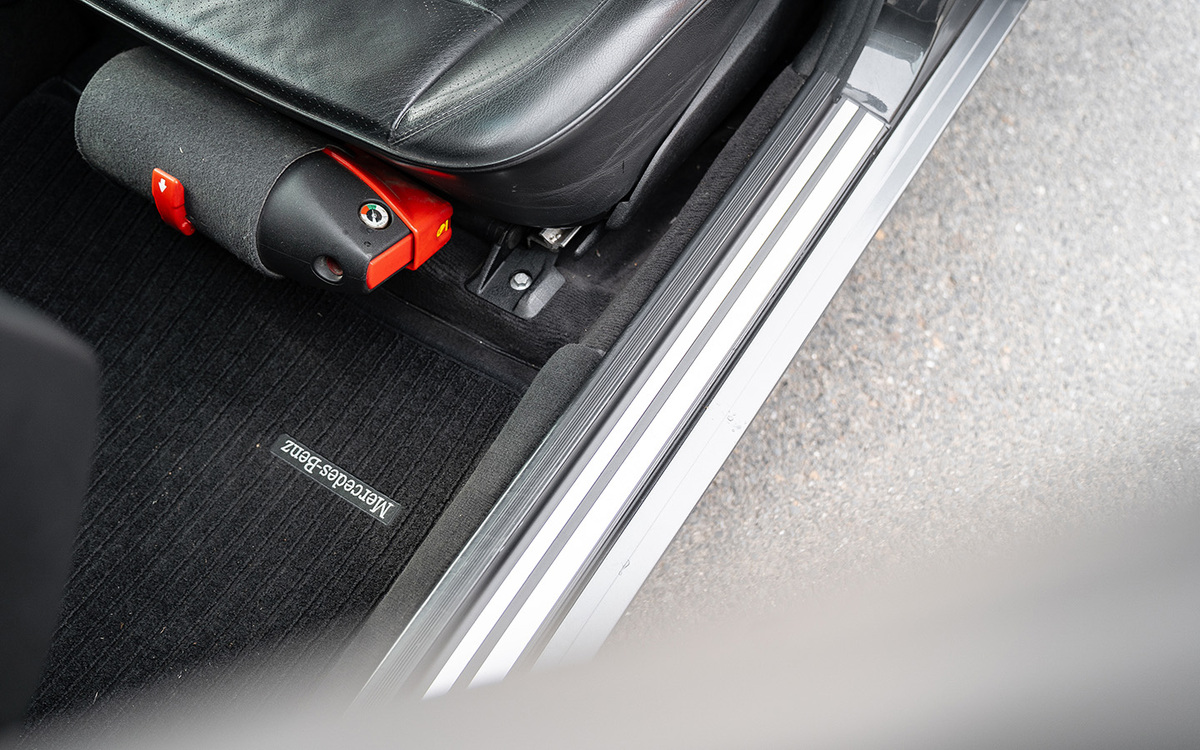 Bild 33 48 vom Fahrzeug-Verkaufsinserat Mercedes Benz 500 E W124 1992 500 E - Originalzsutand Mercedes Scheckheft