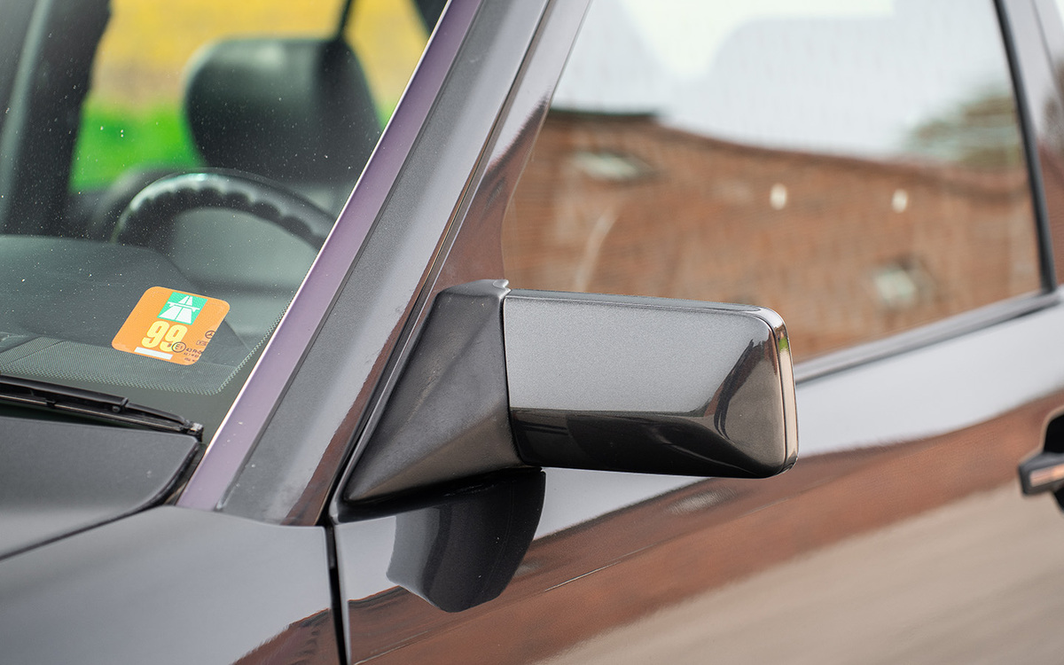 Bild 11 48 vom Fahrzeug-Verkaufsinserat Mercedes Benz 500 E W124 1992 500 E - Originalzsutand Mercedes Scheckheft