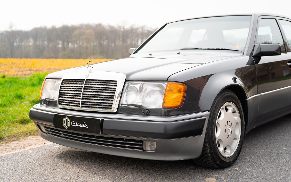Bild 8 48 vom Fahrzeug-Verkaufsinserat Mercedes Benz 500 E W124 1992 500 E - Originalzsutand Mercedes Scheckheft