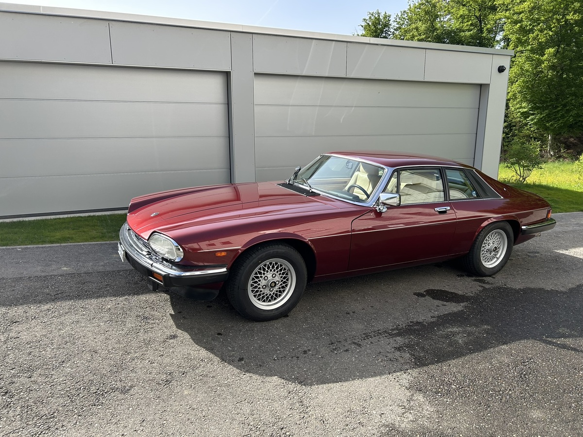 Bild 2 13 vom Fahrzeug-Verkaufsinserat Jaguar XJS 1990