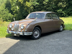 Jaguar MK II (1961) Jaguar MK II (1961)