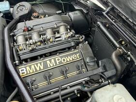 Bild 13 von Inserat BMW M3 Cecotto E30 1989