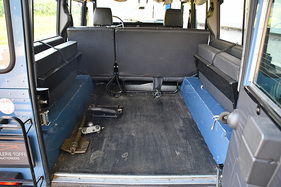 Bild 19 von Inserat Land Rover Defender 110 Turbo D 1989