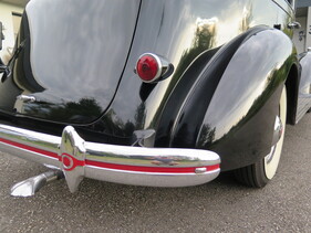 Bild 7 von Inserat Packard Saloon 1937