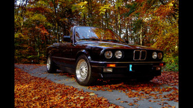 BMW 325i Cabrio (1990) BMW 325i Cabrio (1990)