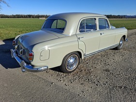 Bild 12 von Inserat Mercedes 220 Ponton 1955