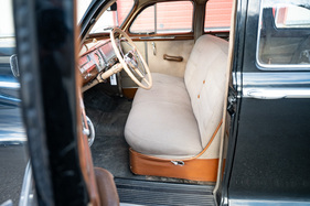 Bild 16 von Inserat Dodge Custom Sedan 1984