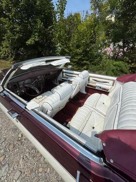 Bild 3 von Inserat Lincoln Continental Town Car 1979