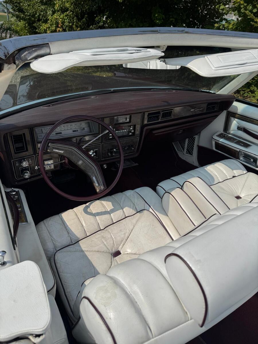 Image 4 6 vom Fahrzeug-Verkaufsinserat Lincoln Continental Town Car 1979 Lincoln Continental Town Car Cabriolet 1979
