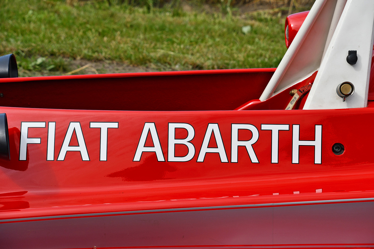 Bild 14 17 vom Fahrzeug-Verkaufsinserat Fiat Abarth SE-033 Formula Abarth 1980 Fiat Abarth SE-033 Formula Abarth komplett restauriert