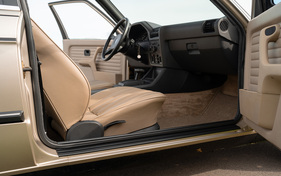 Bild 24 von Inserat BMW E30 320i 1984