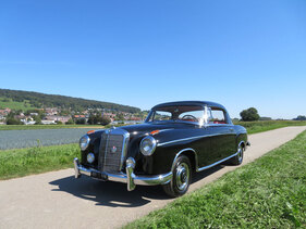 Mercedes-Benz 220 S (1958) Mercedes-Benz 220 S (1958)