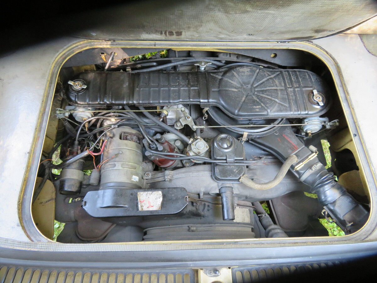 Bild 16 18 vom Fahrzeug-Verkaufsinserat Volkswagen Karmann Typ 34 1969 Der Grosse Karmann fuer die Frau von Welt